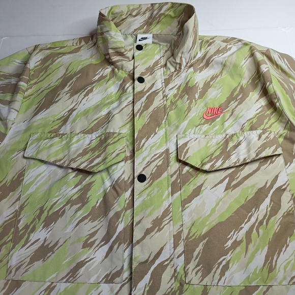 Jacket - Picture 10 of 13